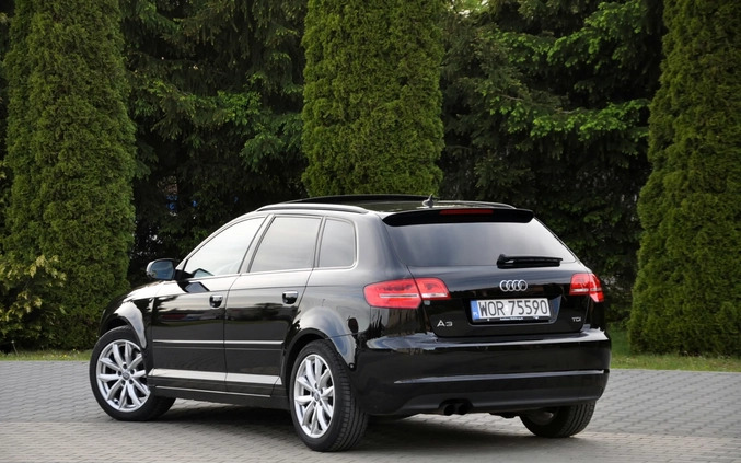 Audi A3 cena 44900 przebieg: 199895, rok produkcji 2011 z Moryń małe 704